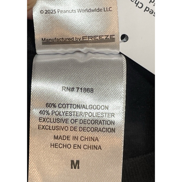 Peanuts Snoopy & Woodstock Womens Size M Black SS T-Shirt Embroidered Flowers - Picture 8 of 12